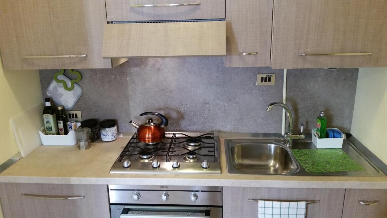 New Apartment Lake View 11 ヴァレンナ エクステリア 写真