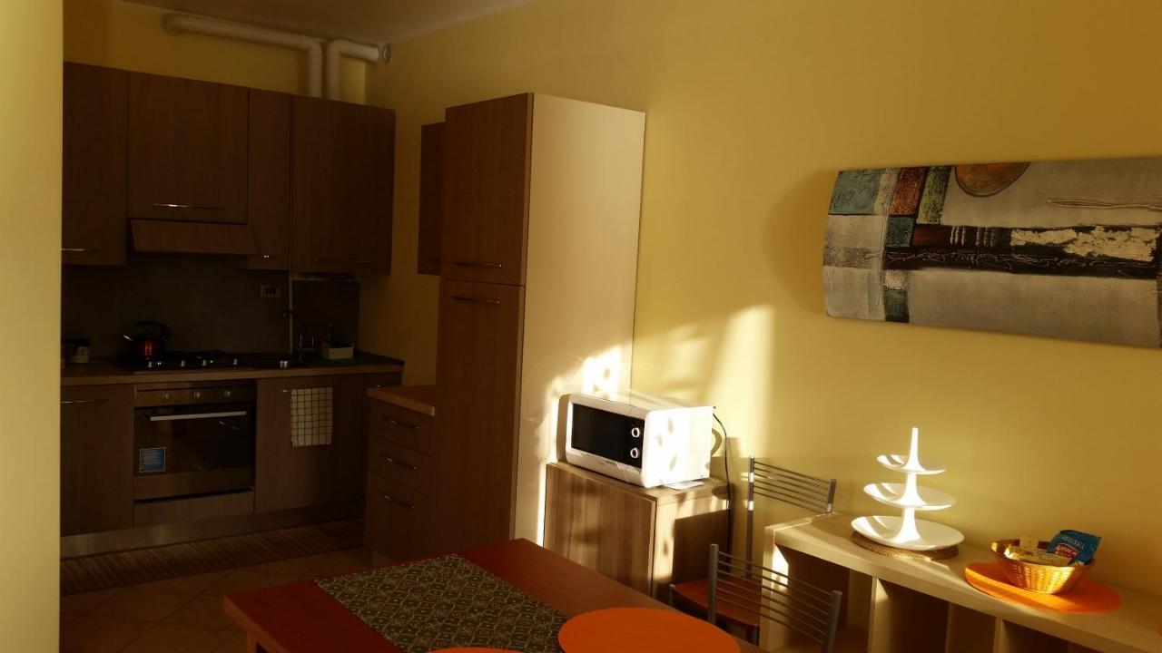 New Apartment Lake View 11 ヴァレンナ エクステリア 写真